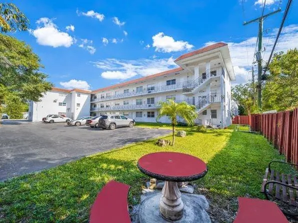 2420 Johnson Street #107, Hollywood, FL 33020