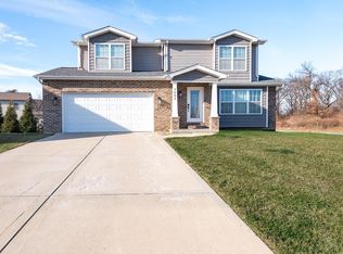7902 Laurel Flats Dr, Caseyville, IL 62232