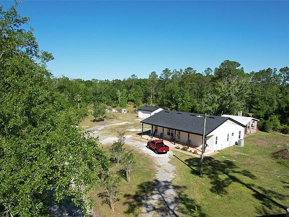 3rd image of 456 BARON ROAD