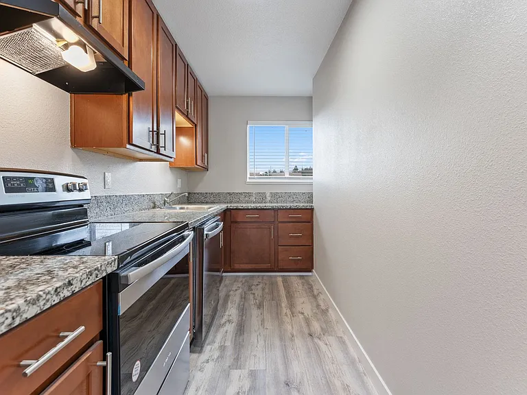 Eastside Village Apartments — Photo 100