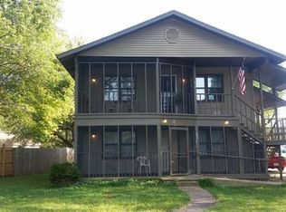 622 W Lombard Cir, Springfield, MO 65806