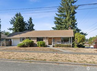 6855 43rd Ave NE, Seattle, WA 98115