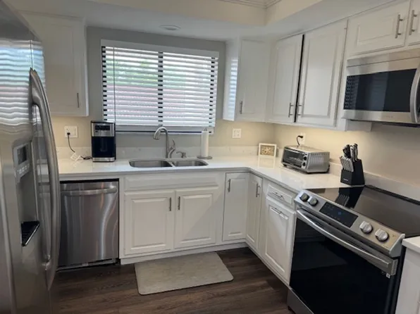 4612 Flagship Dr APT 305, Fort Myers, FL 33919