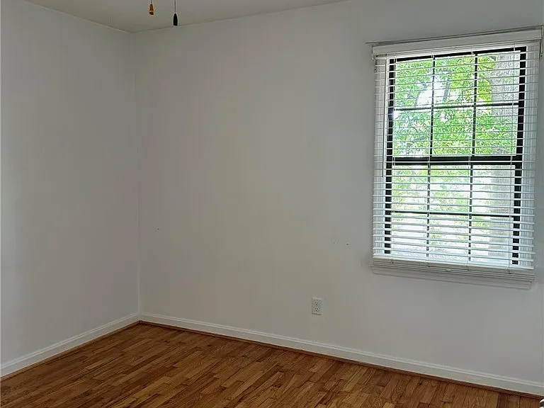 4945 Redwood Dr — Photo 5