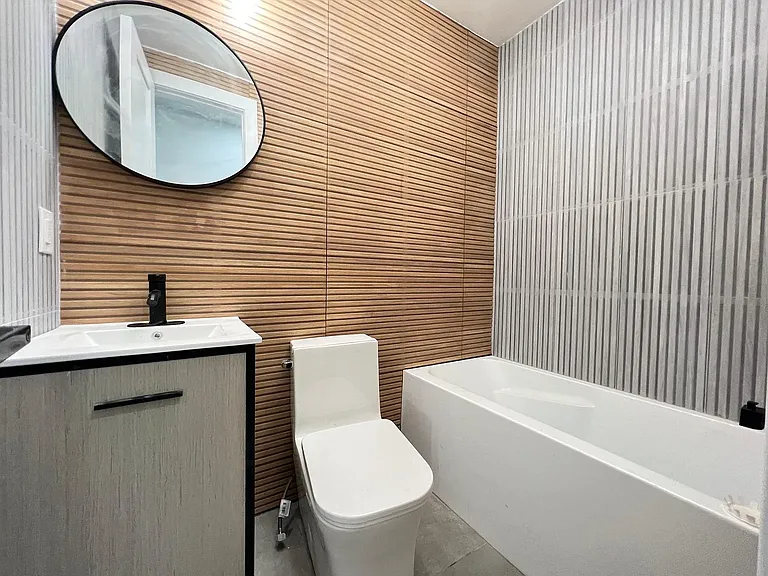 50 Jordan Ave #5C — Photo 5