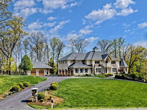 40436 Beacon Hill Dr, Leesburg, VA 20176