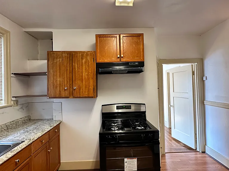 1532 Woolsey St #A — Photo 49