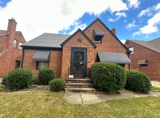 3925 Colony Rd, South Euclid, OH 44118