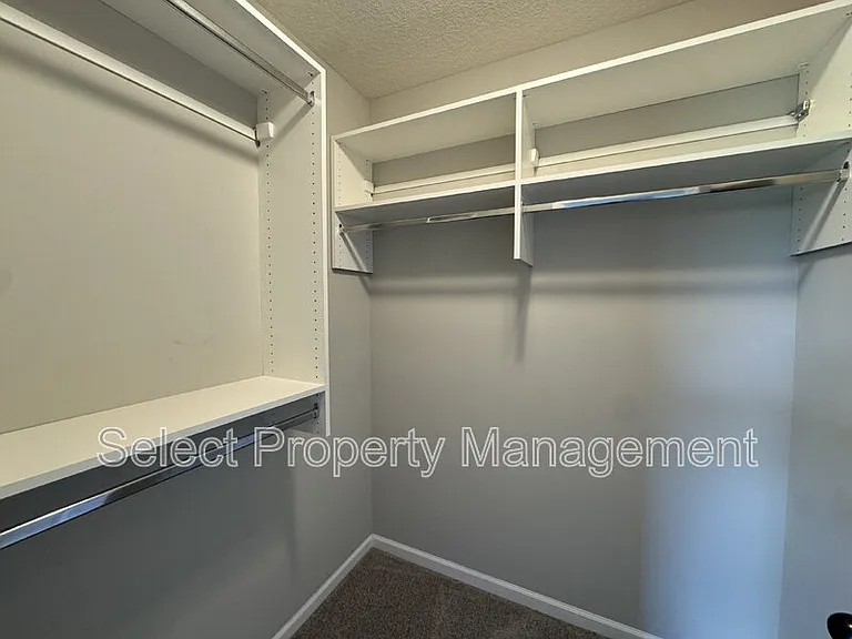 390 Zebulon Cv — Photo 9