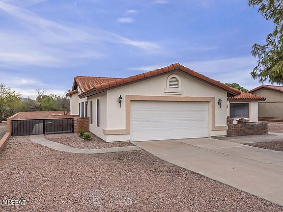 2nd image of 1262 N La Canoa