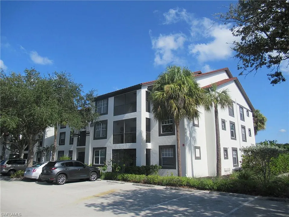 7905 Preserve Cir #124