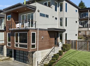 8706 112th Ave Ne, Kirkland, WA 98033