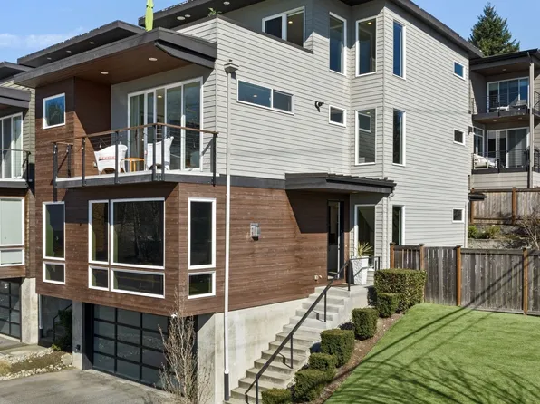 8706 112th Avenue NE, Kirkland, WA 98033