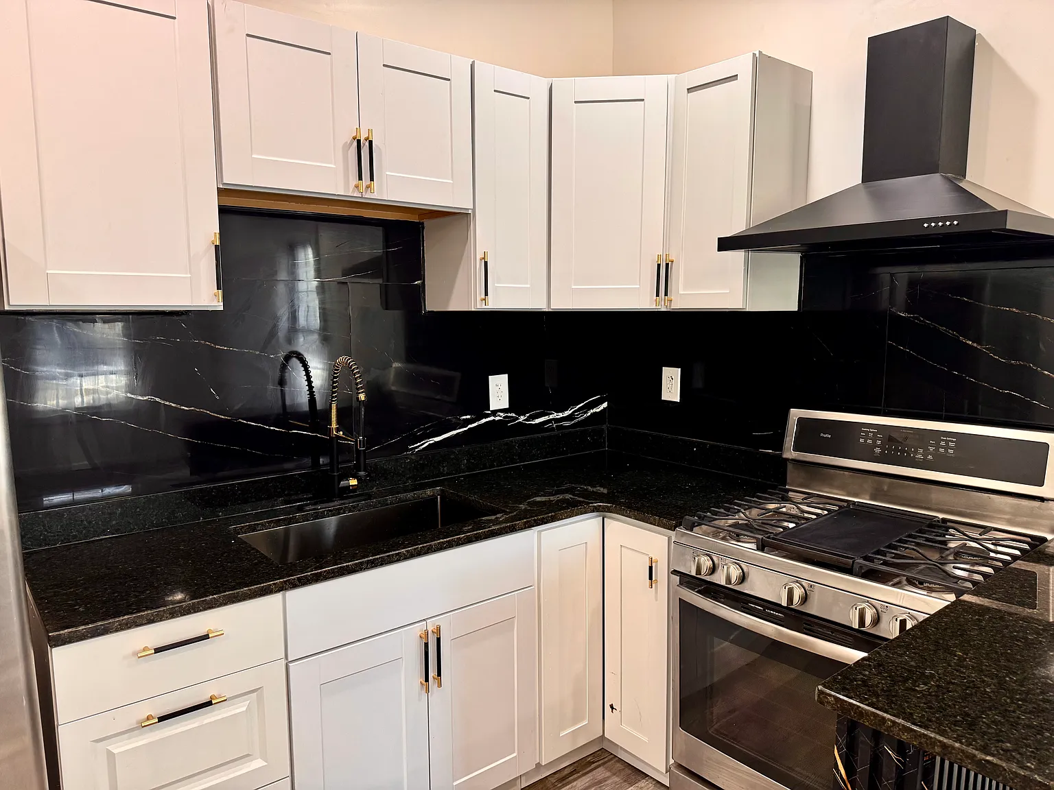 2 bed, $1,350 — Photo 3