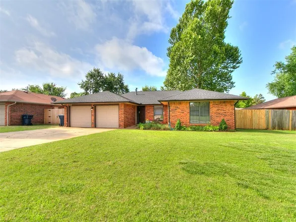 2228 Butternut Pl, Edmond, OK 73013