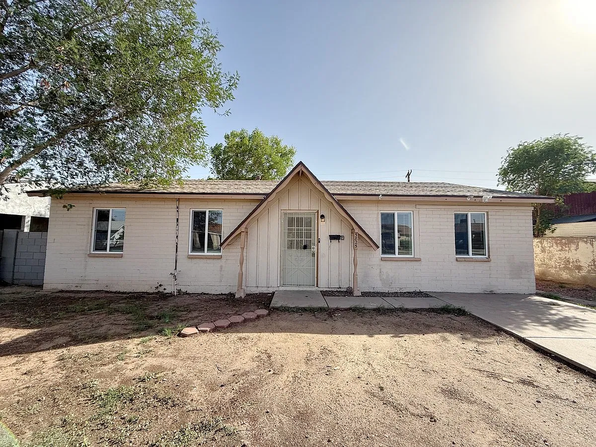 5825 W. Flower St. — Photo 1