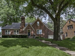 1800 N 52nd St, Omaha, NE 68104
