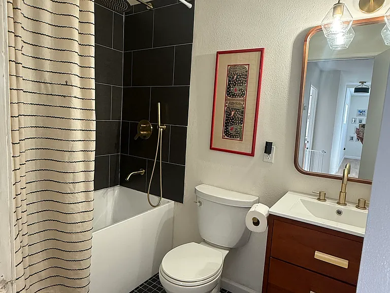 43045 Delaware St — Photo 10