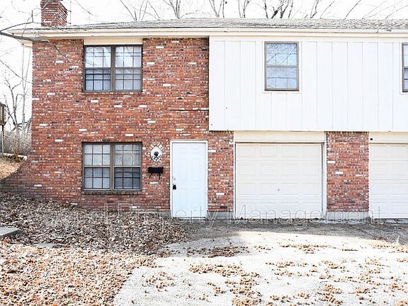 2nd image of 12910 Beacon Ave