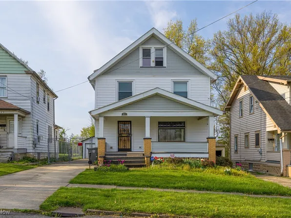 527 W Chalmers Ave, Youngstown, OH 44511