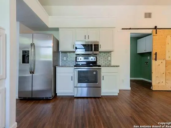 6174 Valley Clfs, San Antonio, TX 78250