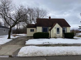 616 Bartlett St, Harbor Beach, MI 48441