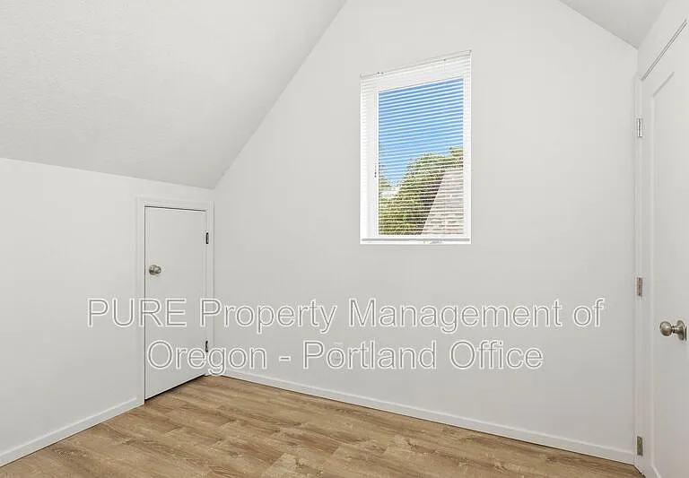 5026 N Harvard St #C — Photo 15