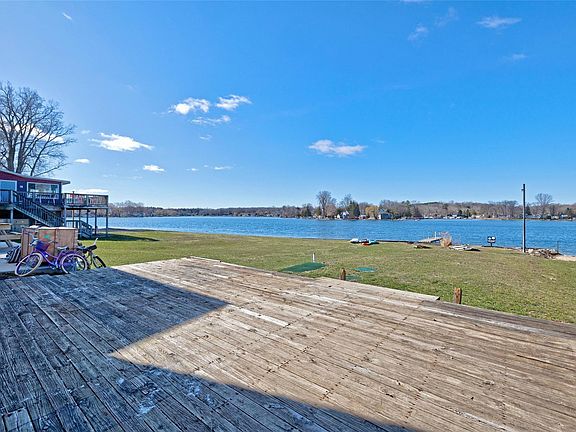 2nd image of 1982 S Ortonville Rd