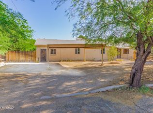 2551 E Lind Rd, Tucson, AZ 85716