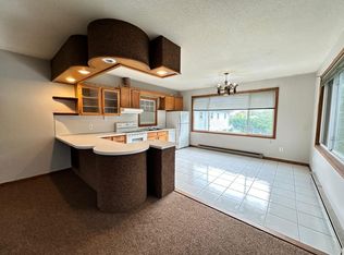 285-291-293 State St #291-7R, Ludlow, MA 01056