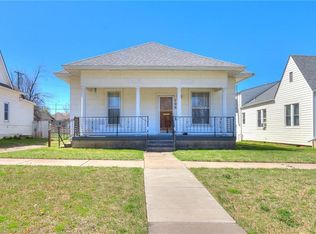 706 S Barker Ave, El Reno, OK 73036