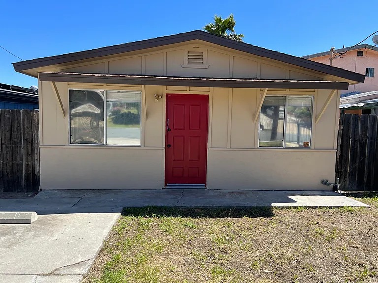 537 Ramona Ave — Photo 14