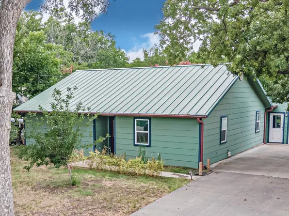 810 W Green St, Stephenville, TX 76401