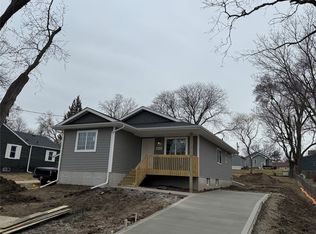 4512 SW 2nd St, Des Moines, IA 50315