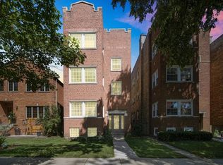 8429 Monticello Ave, Skokie, IL 60076