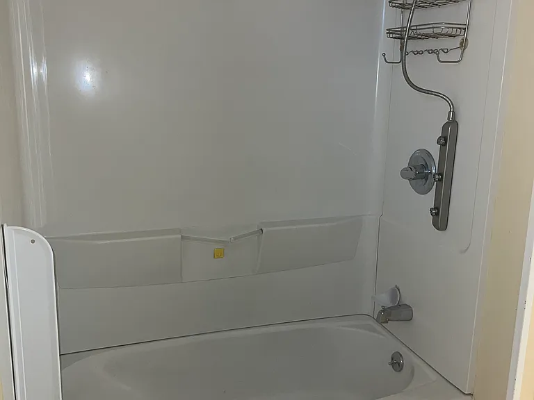 518 Grafton St #1 — Photo 10