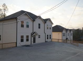 104 Hospital Dr #B, Canton, GA 30114
