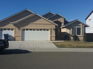 771 Divot Dr, Fernley, NV 89408