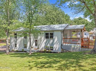 9925 Sheretz Dr, Knoxville, TN 37923