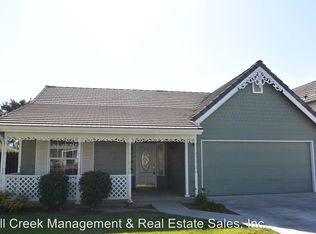 1039 S Pinkham St, Visalia, CA 93292