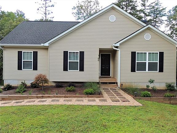 4th image of 140 Brooks Dr