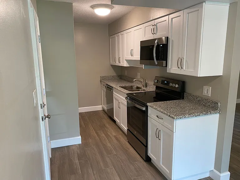 3052 Unkaterri Ln — Photo 7