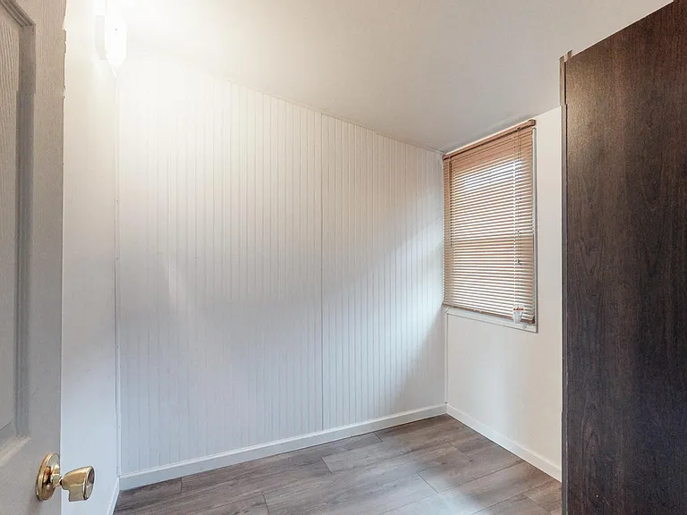 105 Woods Ave — Photo 22
