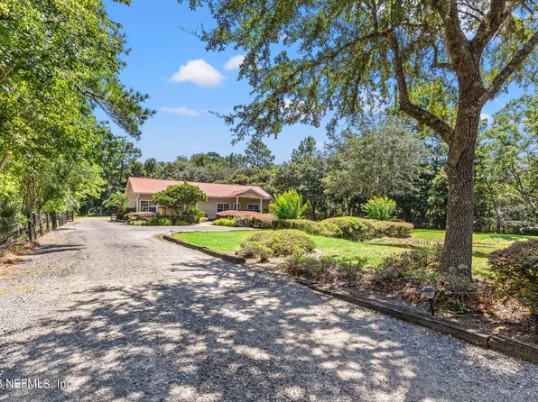 613 PINEBROOK Drive E, Jacksonville, FL 32220