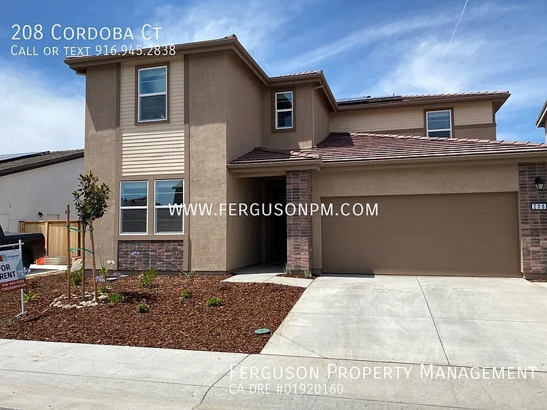 208 Cordoba Ct — Photo 1
