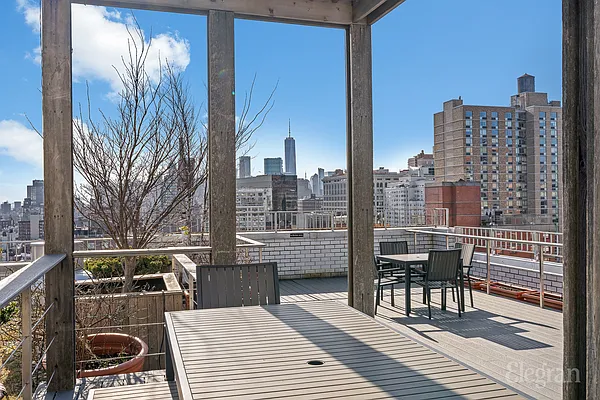 Sold by Elegran | media 10