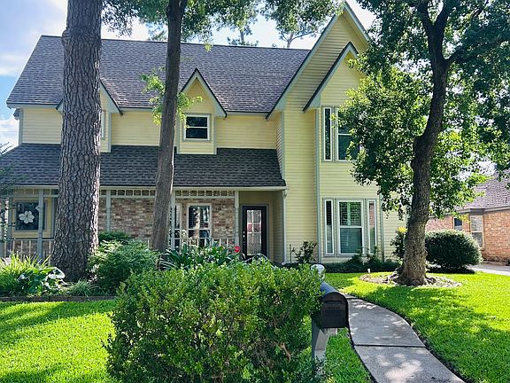 2nd image of 20723 Trellis Ln