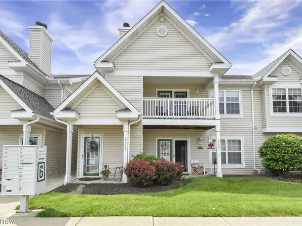 22693 Lenox Dr #624, Fairview Park, OH 44126