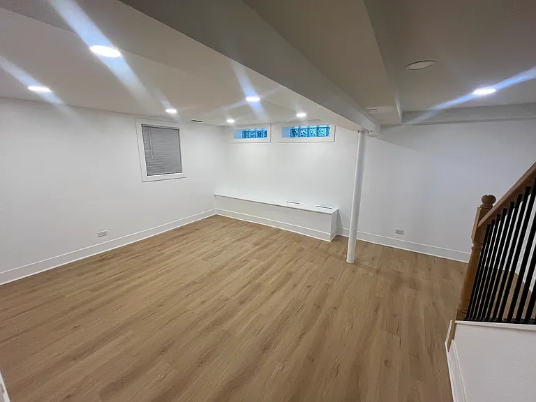 1812 W Cortland St #1F — Photo 16
