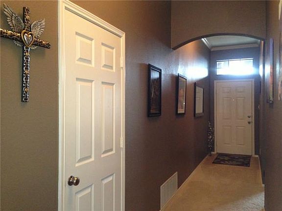 4th image of 524 Stirrup Bar Dr
